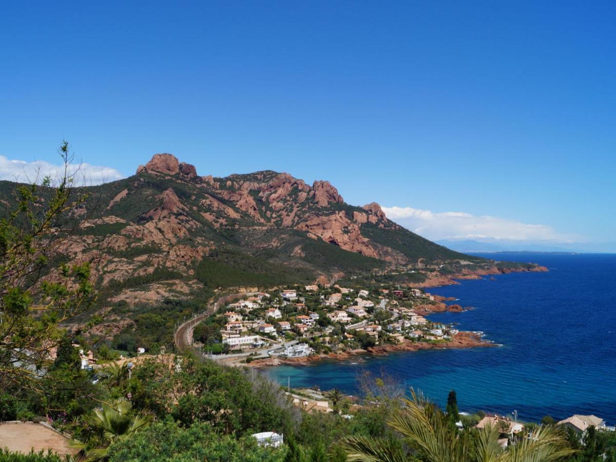 Villa In Antheor With Private Swimming Pool Saint-Raphael  Bagian luar foto